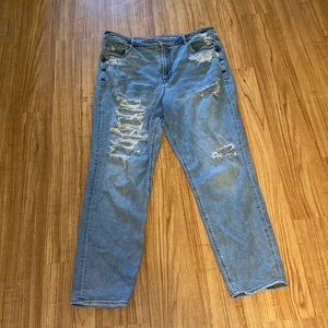 American eagle, mom jean